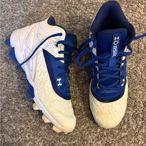 Under Armour Other - Under Armour Leadoff Mid Blue and White Baseball Football Molded Outdoor Cleats